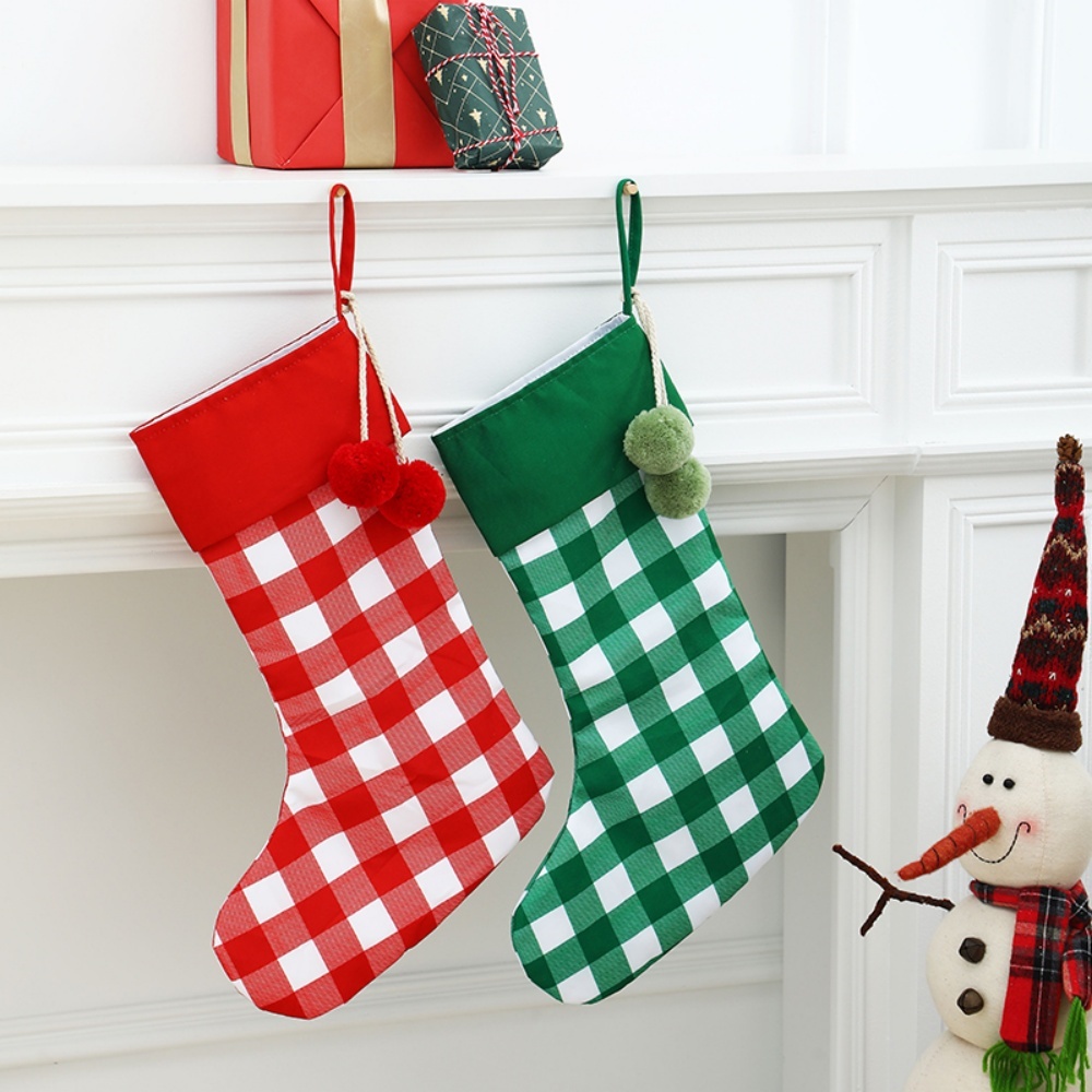 Kaus Kaki Natal Bermotif Kotak - Christmas Stocking Hanging ulasan dan harga